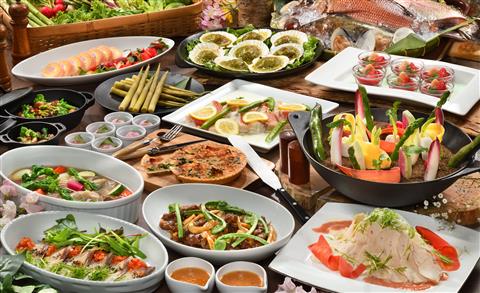 八幡平マウンテンホテル　夕食バイキング(一例)